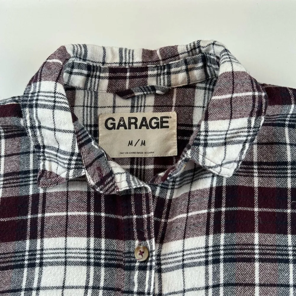 Garage  Maroon Black White Plaid Soft Flannel Button Down front pocket Size M - Image 6