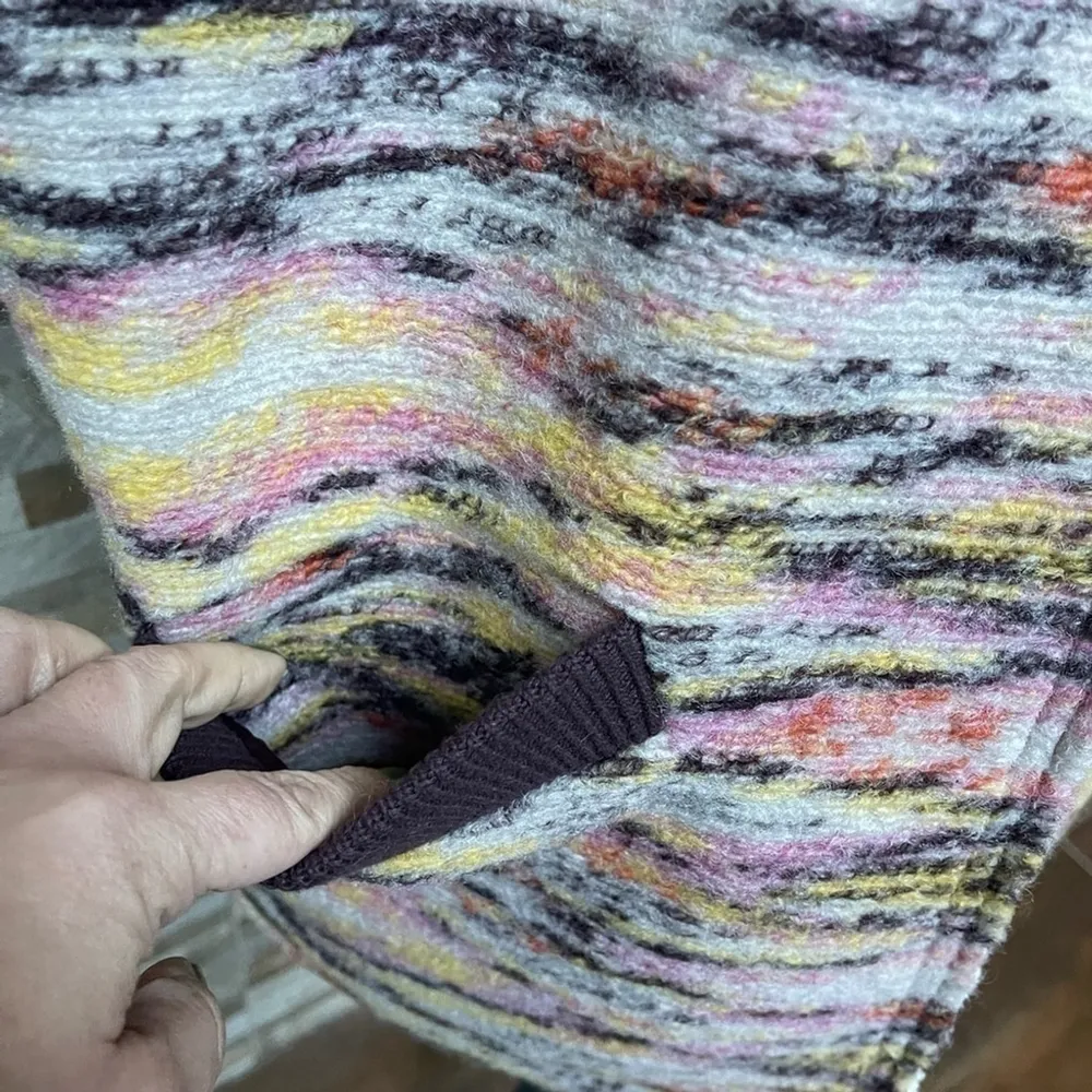 Free PEOPLE Layer Up Vest Wool and Sherpa Aztec print Reversible XS oversized - Image 9