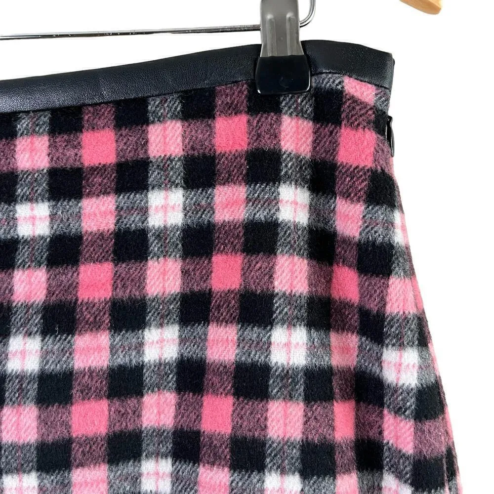 Talbots Wool Blend Plaid Mini Skirt Pink Black Side Zip‎ Lined, Size 8 - Image 2