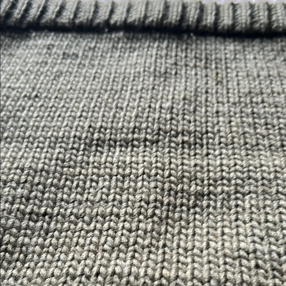 Zara Olive Green Knit Skirt - Image 4