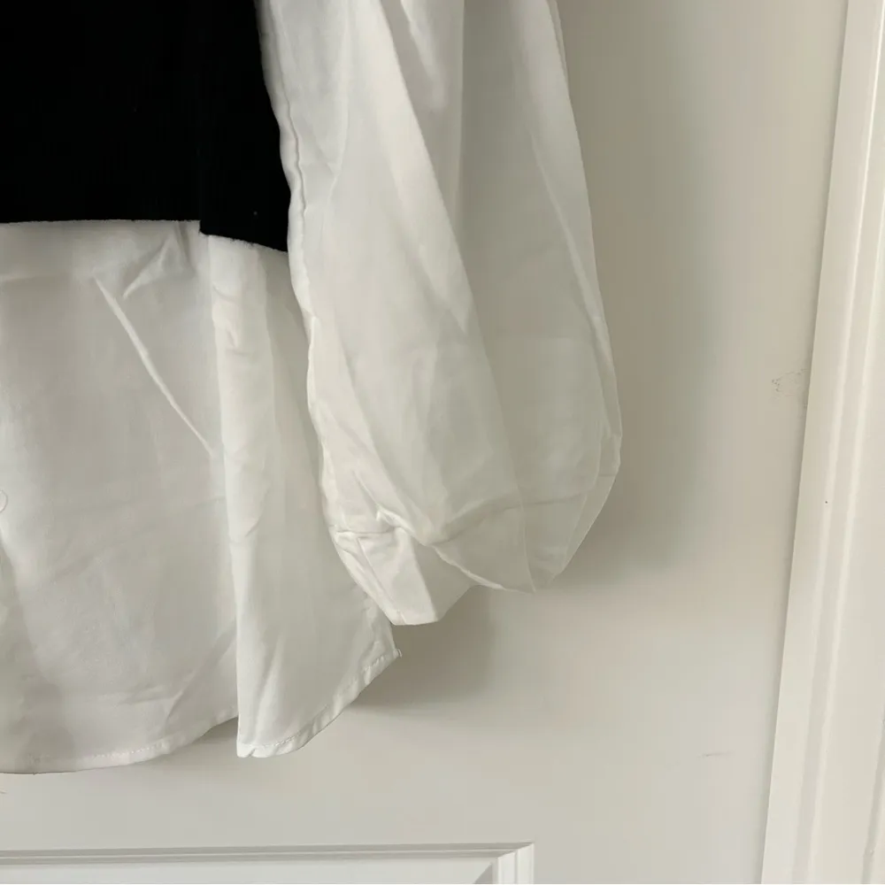 Truth by Republic Black Mock Layered Sweater Large - Image 3