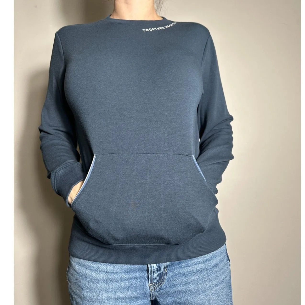 Peloton Blue Crewneck Sweatshirt Size Small - Image 2