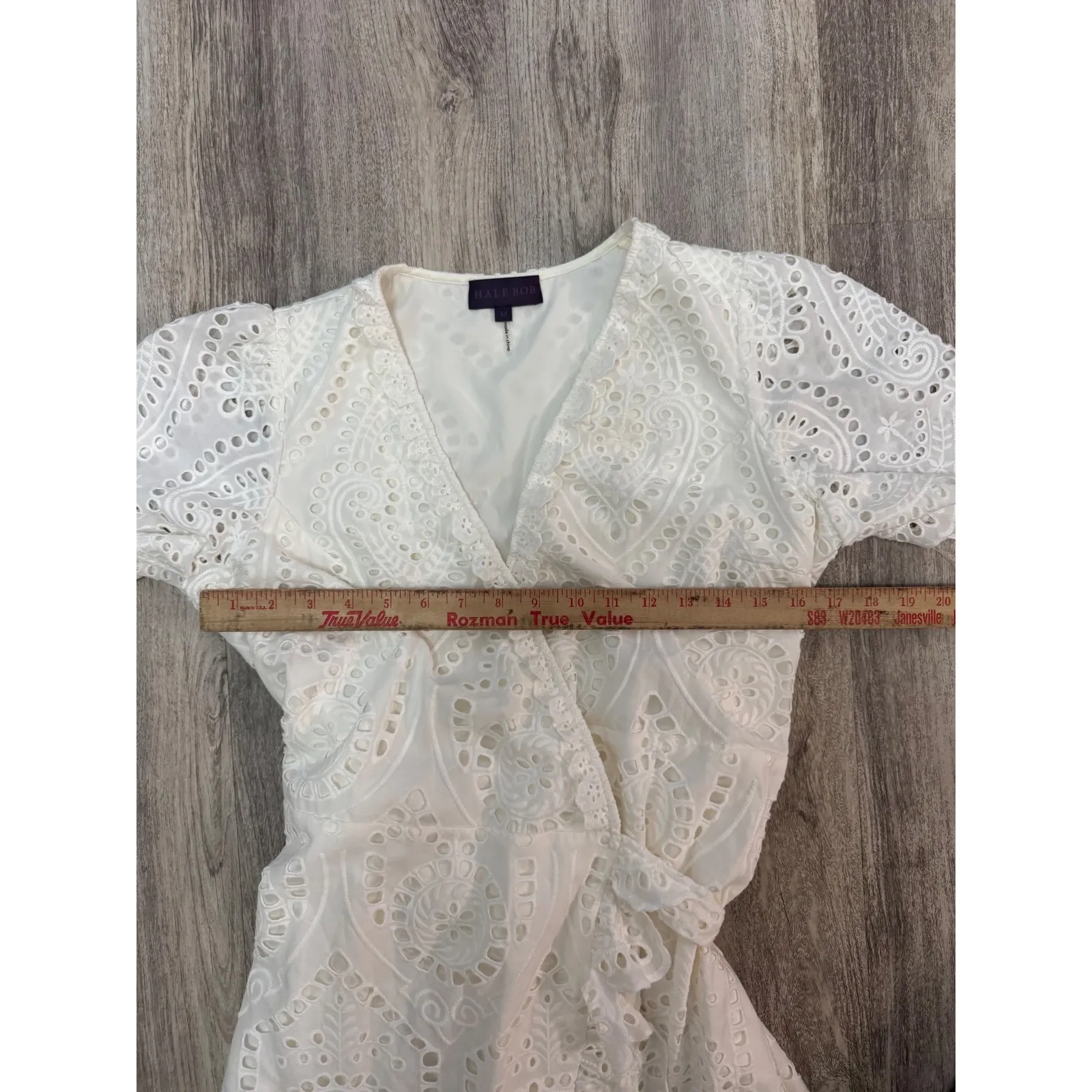 Hale Bob White Eyelet Wrap Dress Flutter Sleeve Ruffle Hem Size Medium‎ - Image 7