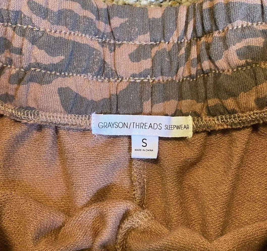 NWT  Lounge Shorts - Image 5