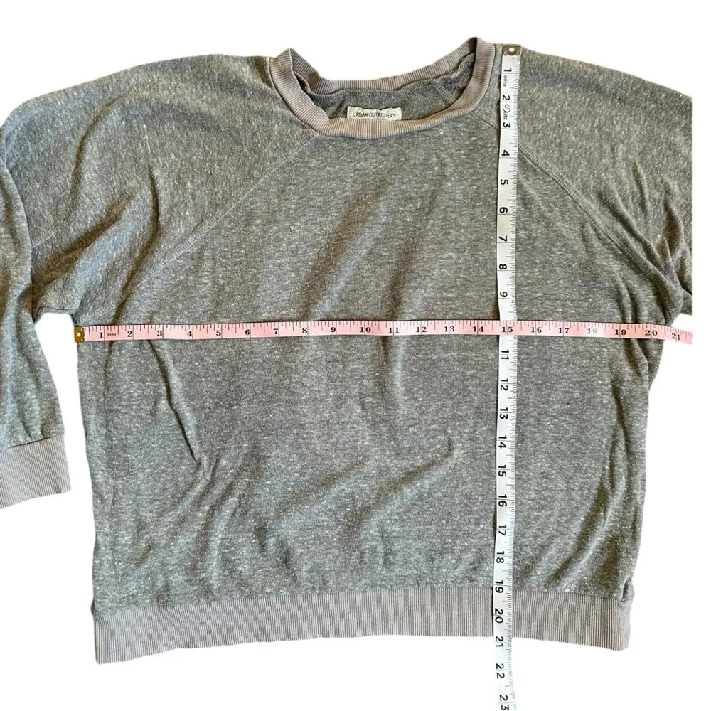 Urban Outfitters Gray Womens Size Large Comfy Crewneck 3/4 sleeve - Image 3