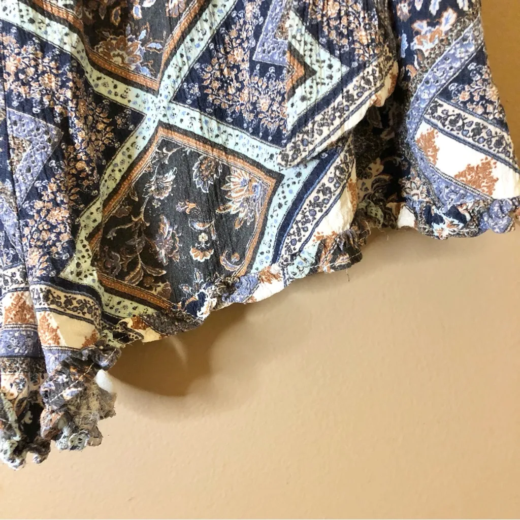 American Eagle Culotte Paisley Pull on Shorts‎ Blue Brown Small - Image 5