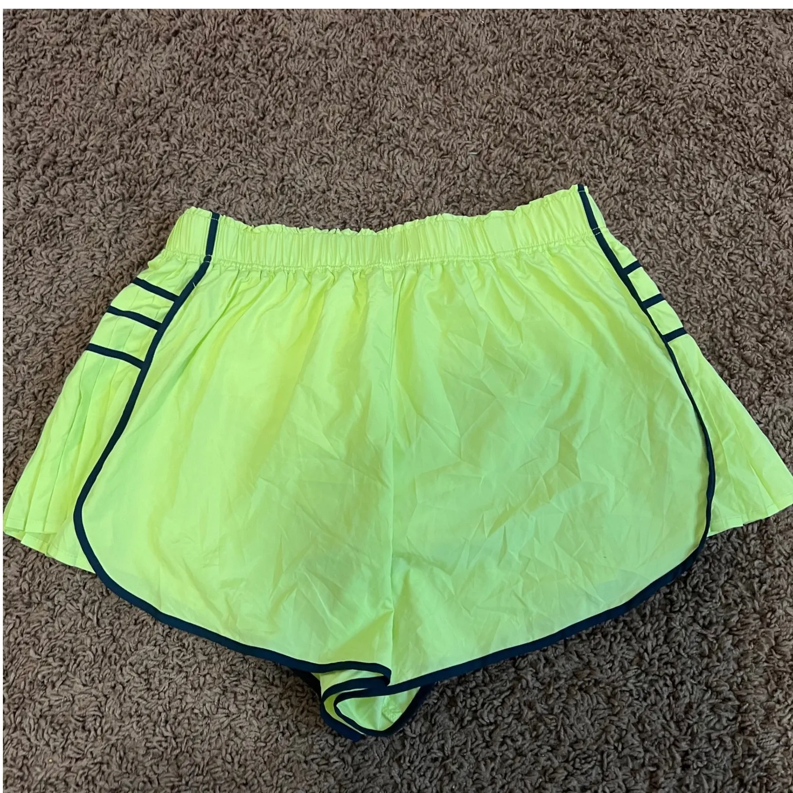 Free People Movement Neon Yellow Athletic Running Shorts Pleated Accents XS NWOT - Image 6