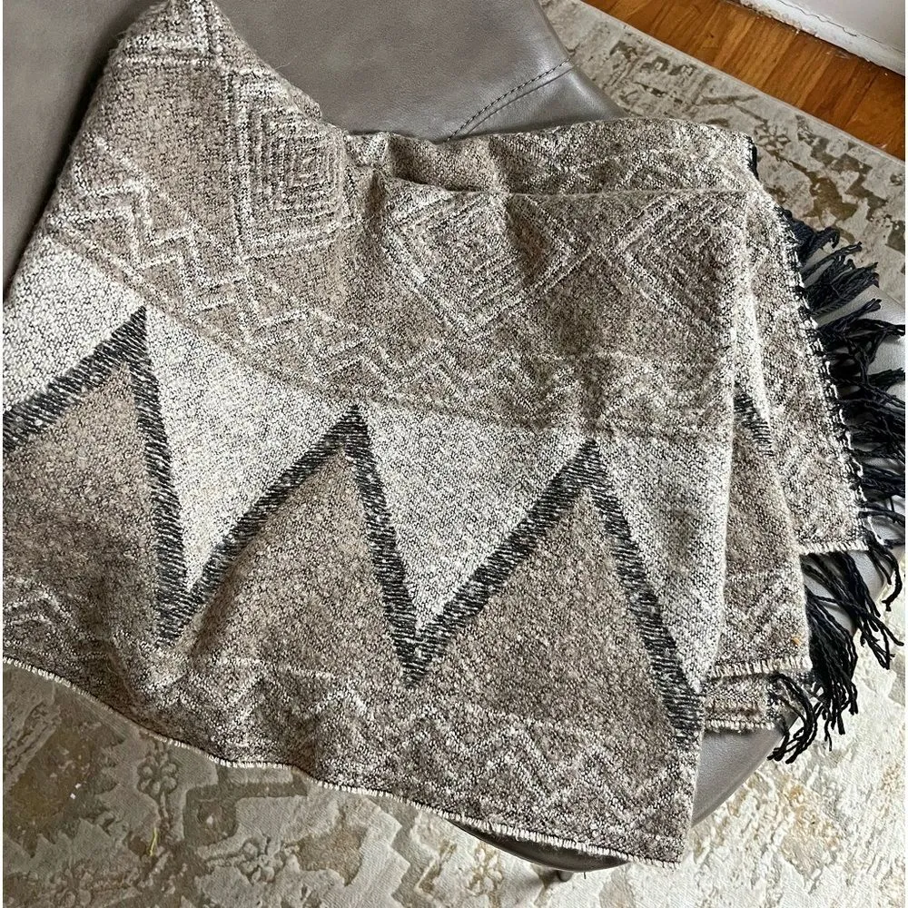 Aztec boho blanket scarf festival hippie fringe wrap around - Image 2