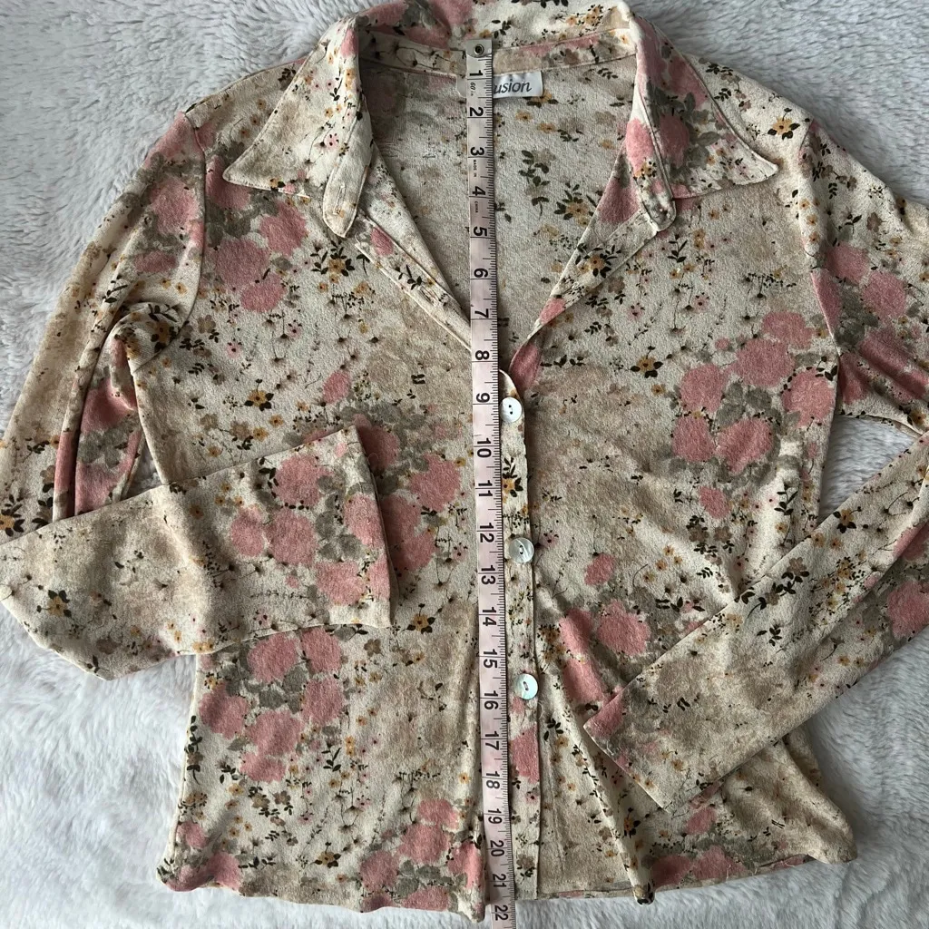 Women's 90s y2k Illusion Beige Pink Floral Long Sleeve Sheer Button Down Size M Size M - Image 7