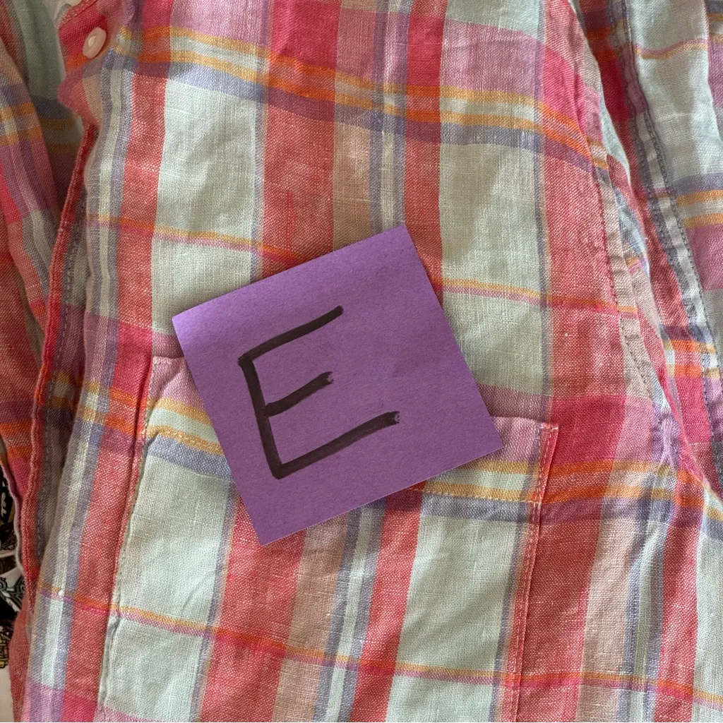 Gap  Boyfriend Button Down Shirt - Image 10