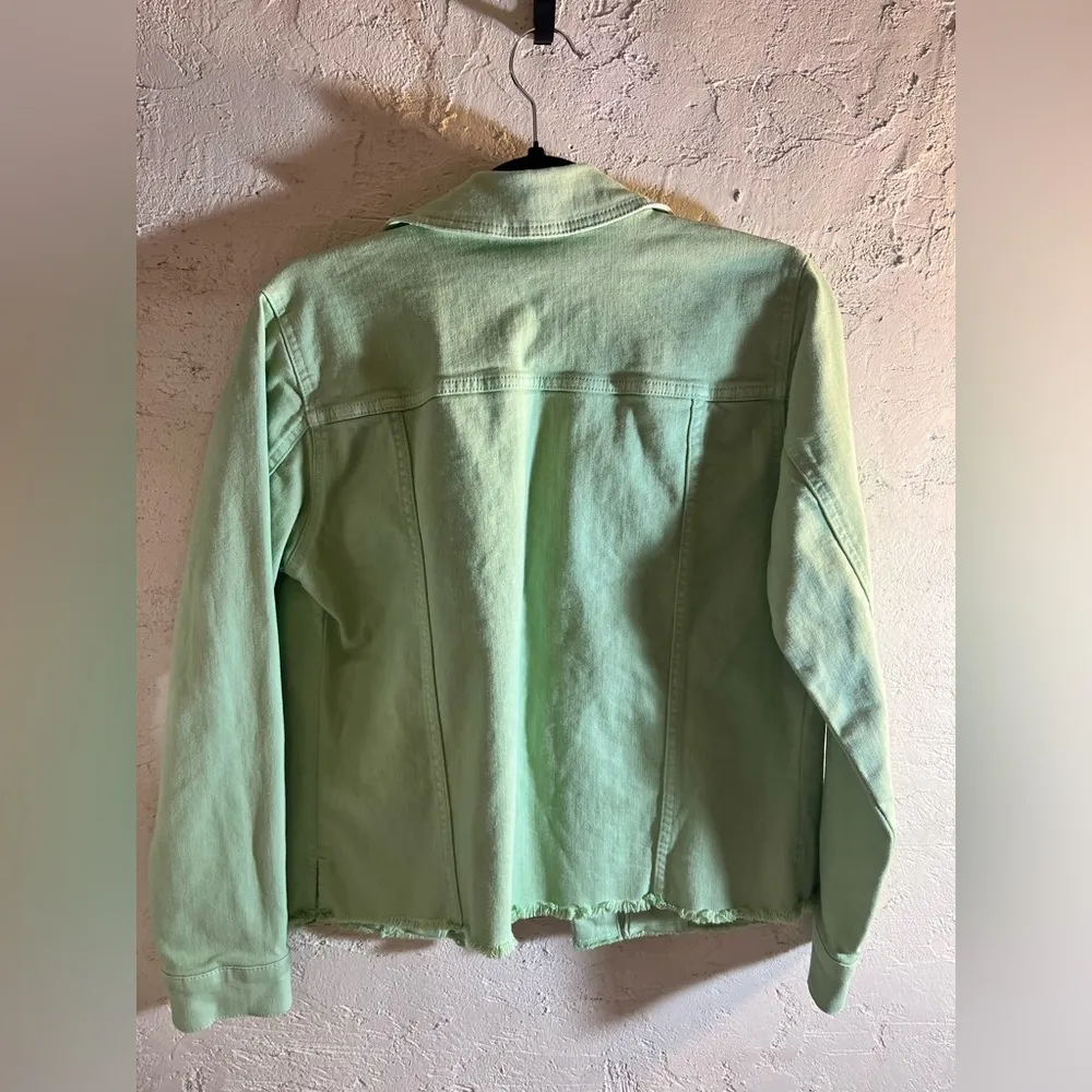 Canyon Retreat Green Jean Jacket Casual Style, frayed hem, silver hardware - Image 8