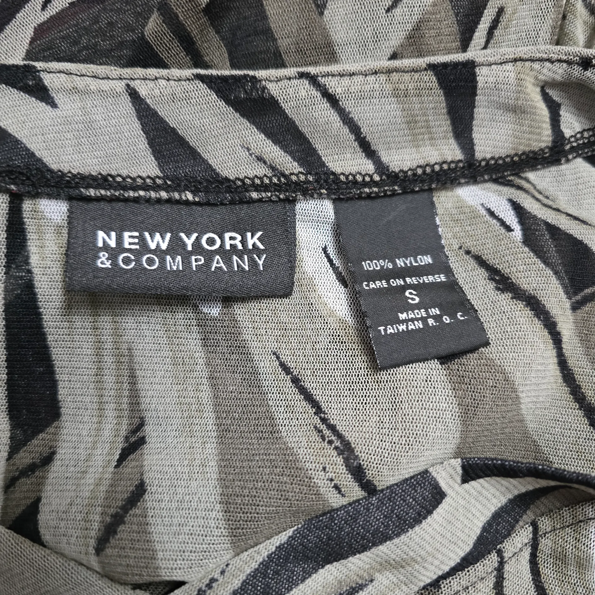 NY&Co Sheer Mesh Babydoll Small Top – Y2K Whimsigoth Tropical Fairycore Nylon Black - Image 6