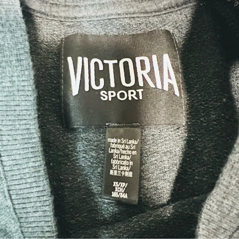Victoria’s secret’s sport cut out shoulder top long sleeve T shirts sweater - Image 6