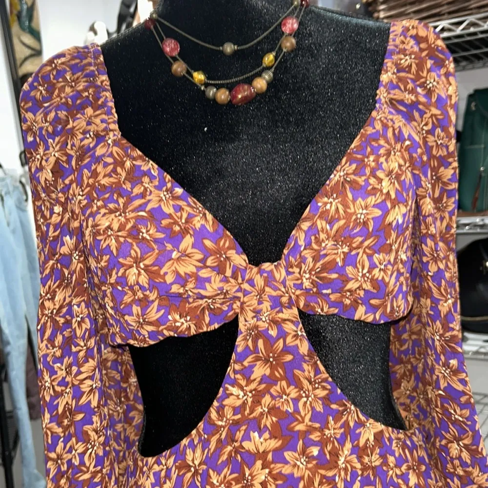 Lulu’s Cutout waist dress - Image 2