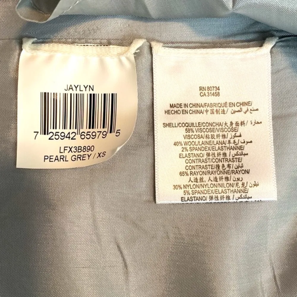 BCBGMAXAZRIA || light pearl grey lined pencil skirt - Image 8