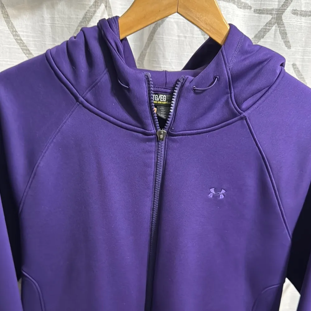 Under Armour Women's Purple Sweater - Image 3