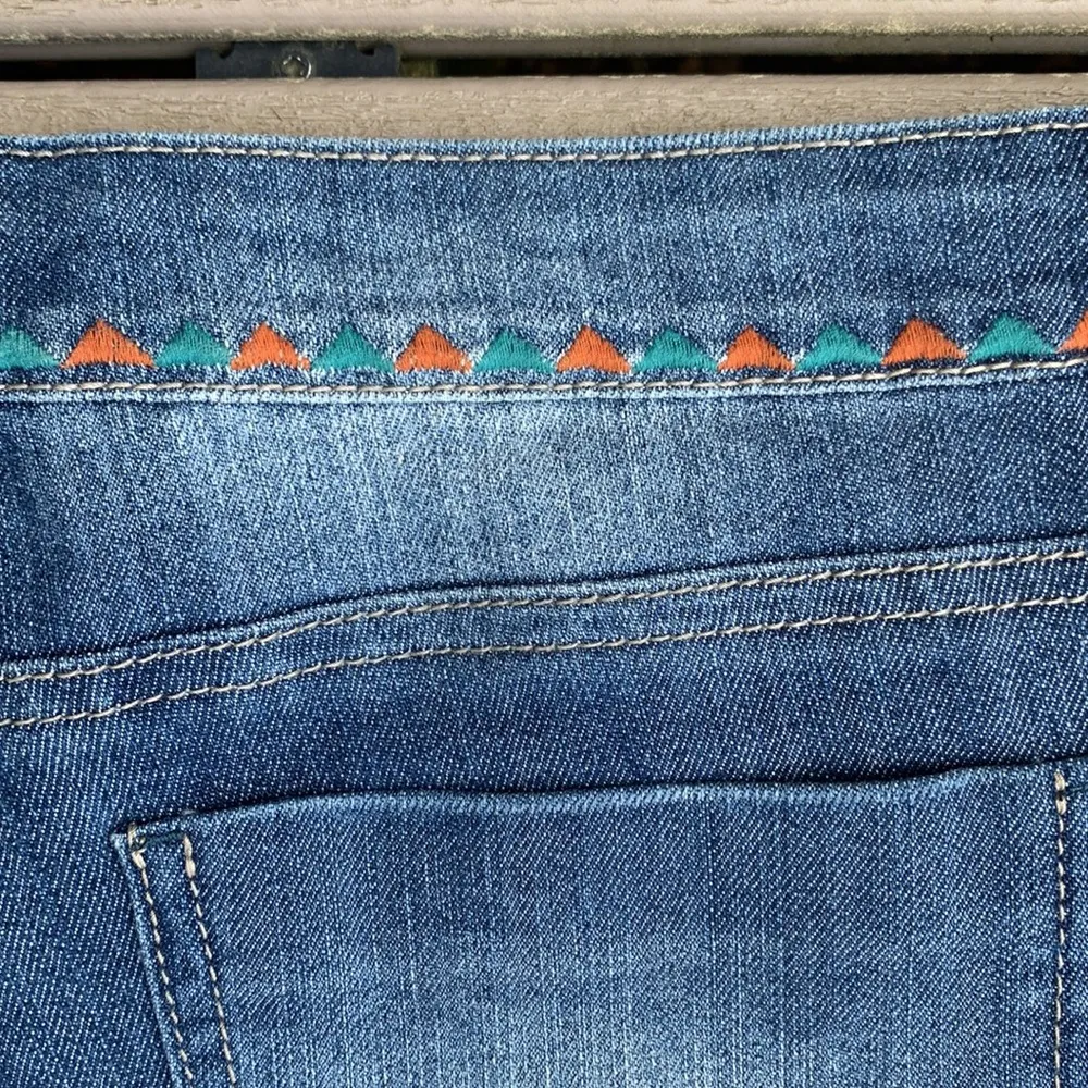 Denim Jean Shorts Western Aztec Cutoffs New Oversized 5/6 Womens - Image 8