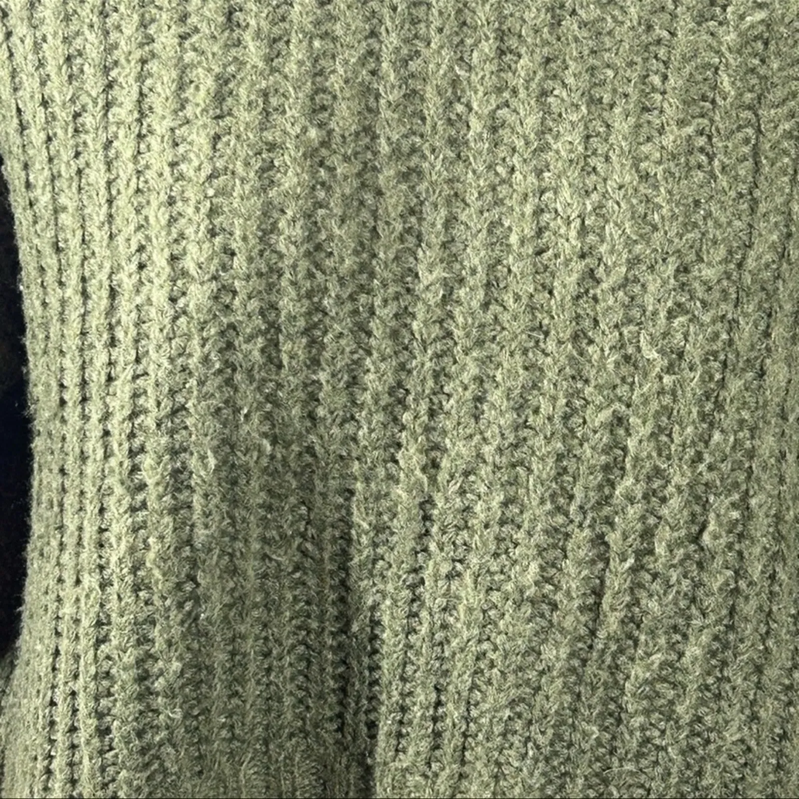 American Eagle  Cropped Chunky Knit Sweater Dark Green Size Small - Image 8