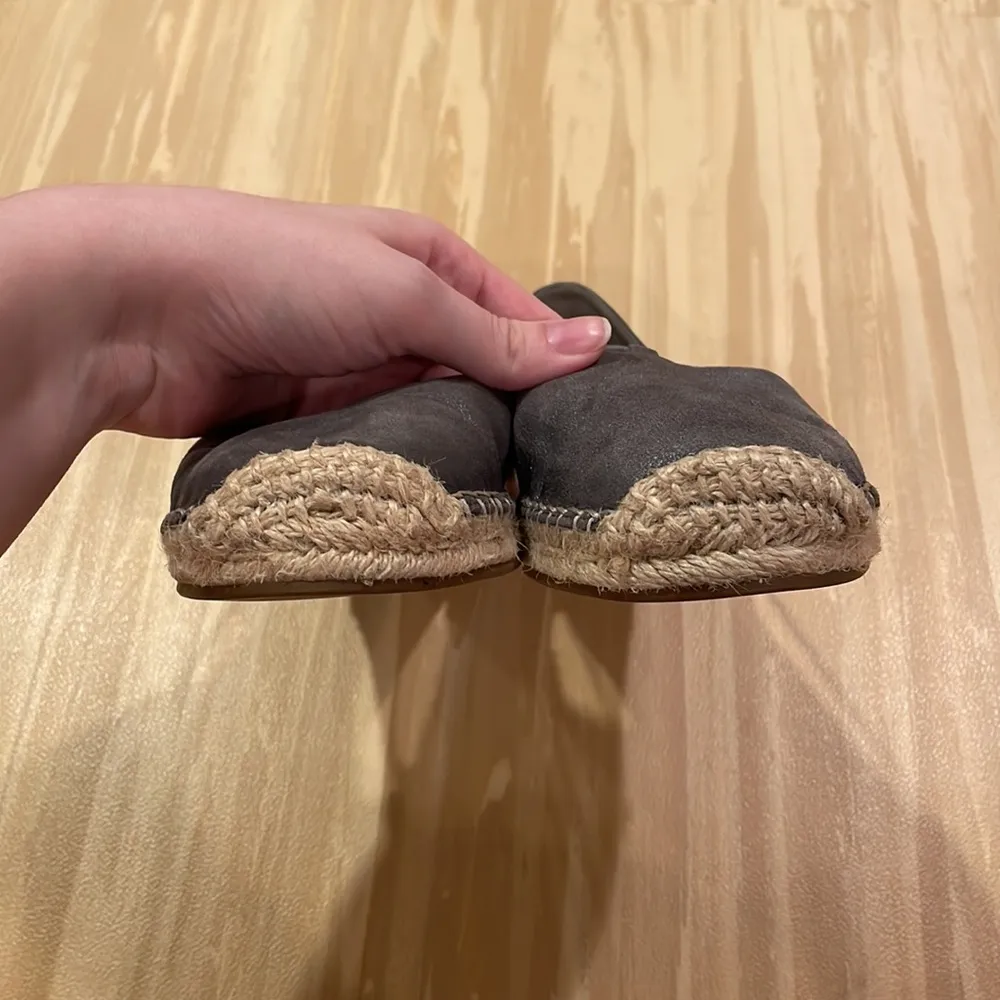 Eileen Fisher Lee Leather Espadrille Flats Gray Metallic Size 7.5 - Image 8