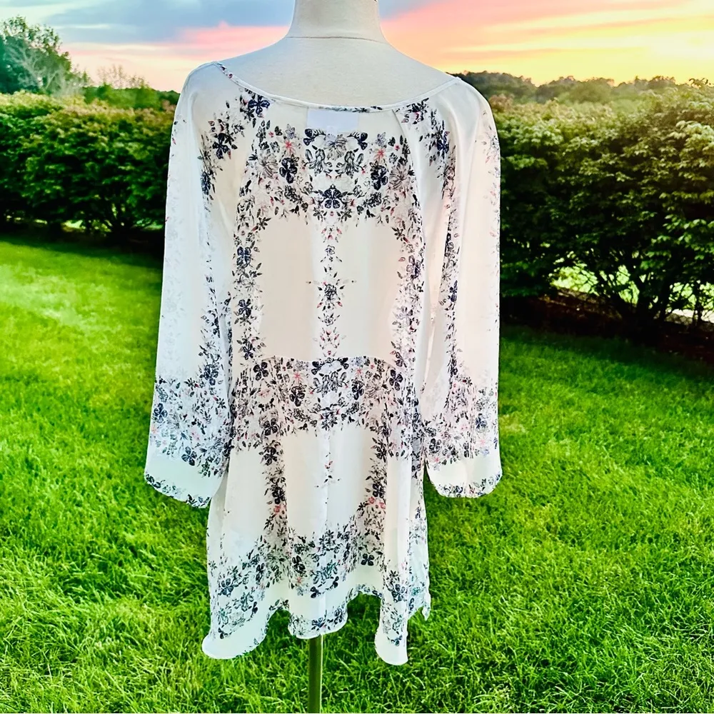 Jessica Simpson Maternity Lightweight Tunic - Image 8