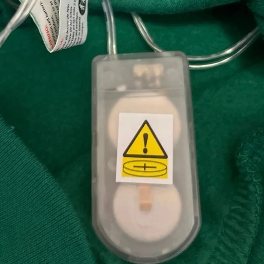 Disney Winnie The Pooh Light Up Christmas  Green Graphic Sweatshirt Sweater Top - Image 5