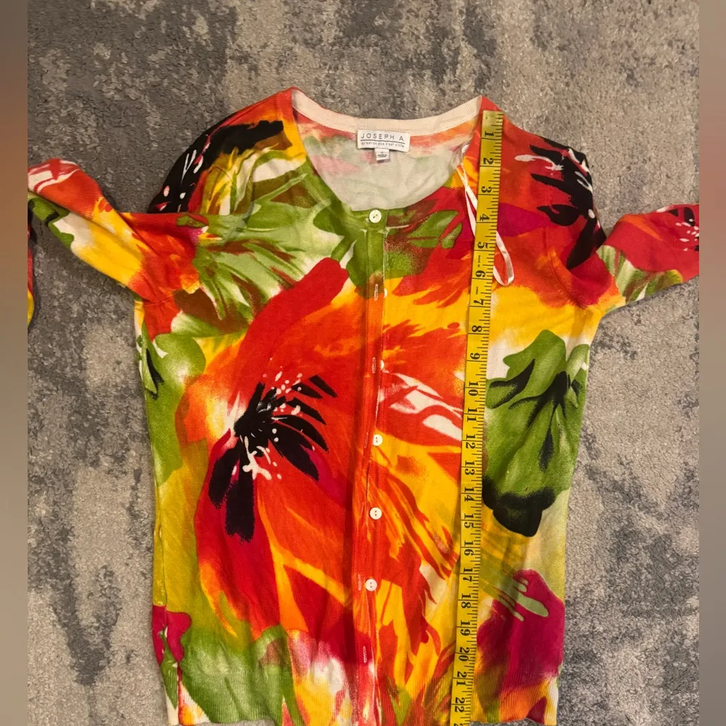 Joseph A. Colorful Floral Cardigan - Image 6