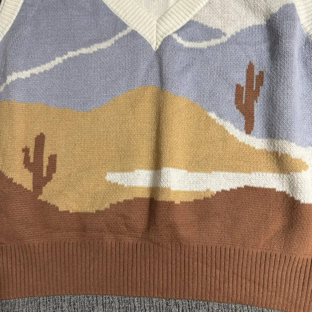 Hollister Crop Knit Sweater Vest - Image 4