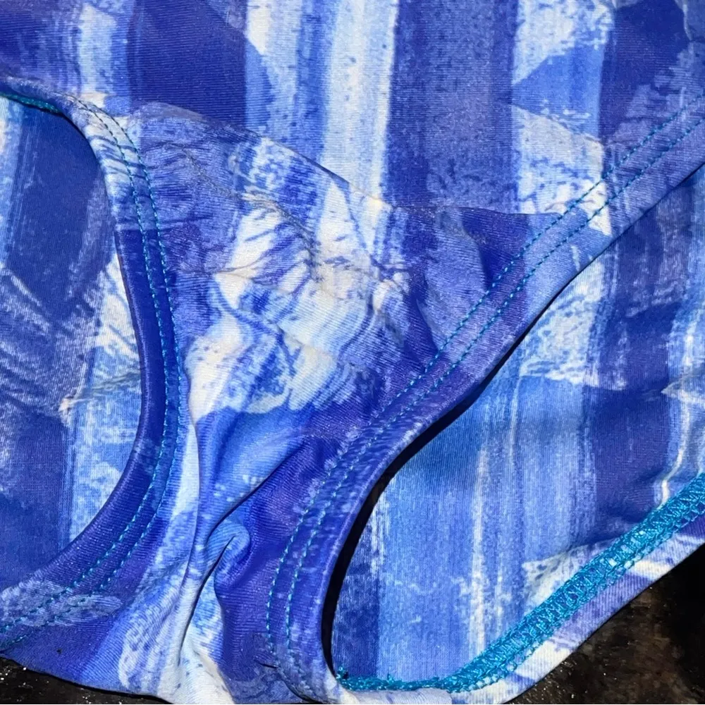 Speedo Swimsuit - Image 6