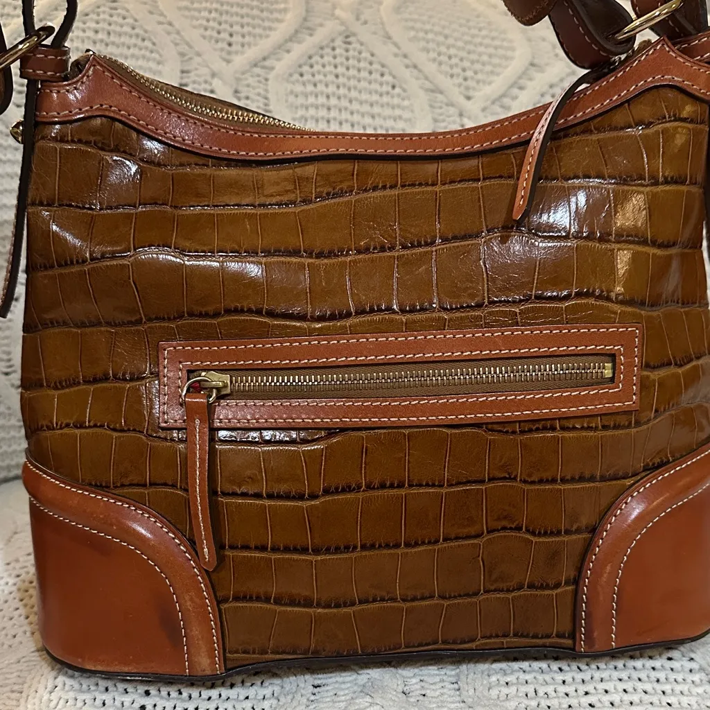 Dooney & Bourke Tan Croc-Embossed Shoulder Bag - Image 8