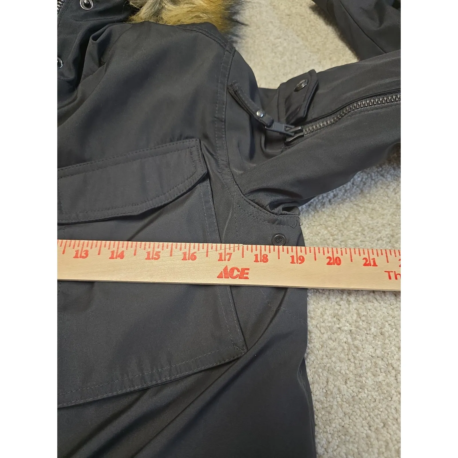 S13 New York Black Parka Jacket M Faux Fur Hood Warm Winter Coat 33" Long Flaw Size M - Image 9