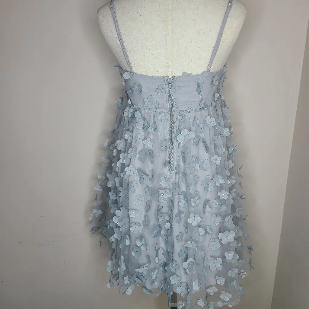 Storia Monochromatic Gray Daisy Flower Baby Doll Mini Dress‎ Size Small - Image 5