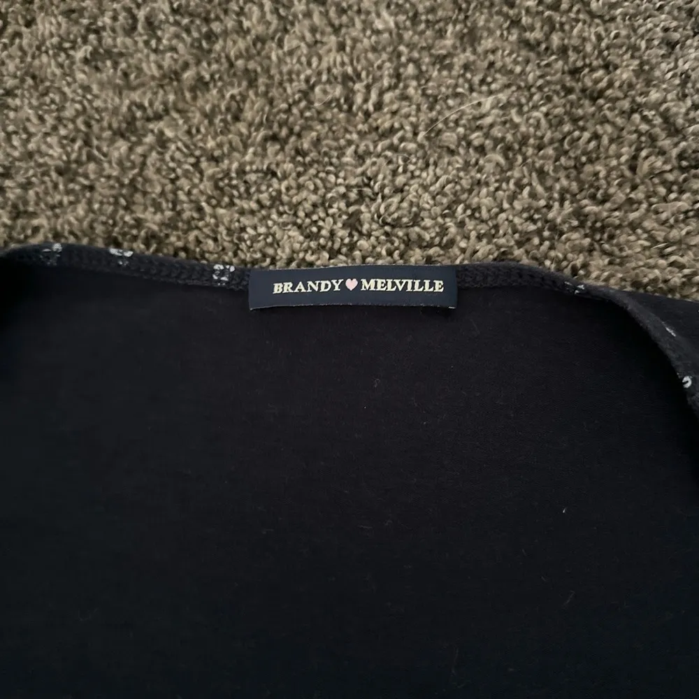 Brandy Melville Black and White Floral Blouse - Image 2