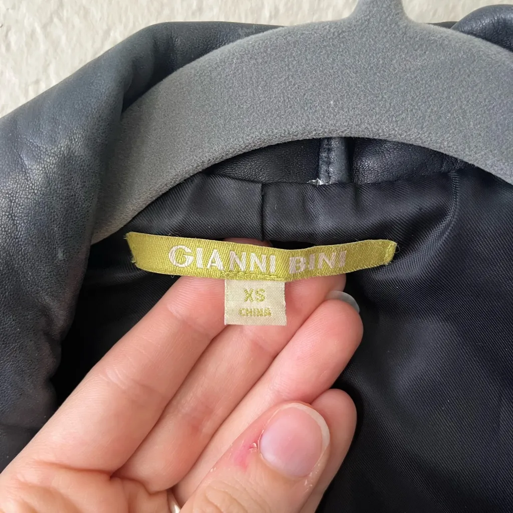 Gianni Bini Distressed Blue Leather Moto Jacket Women’s Size XS - Image 8