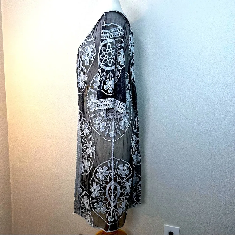 NWOT Floral Lace Medallion Kimono Open Front Cardigan One Size - Image 5