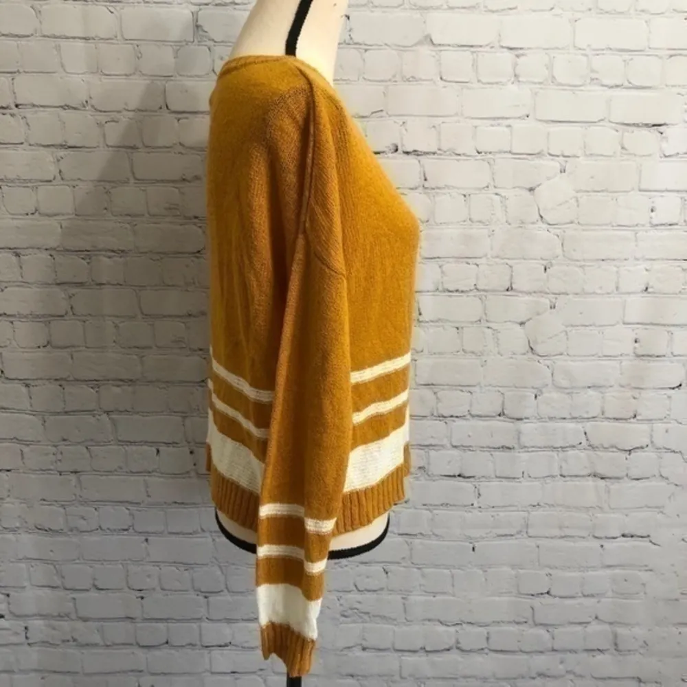 SO Chunky Orange Ivory Crew Neck Sweater Size M - Image 4