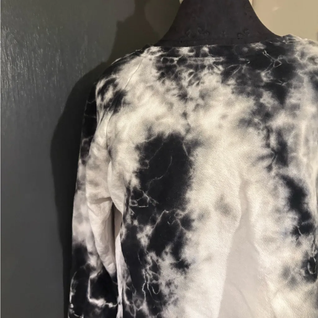 Velvet by Anthropologie Black and White Tie-Dye Terrycloth Raw Hem Sweatshirt 💜 - Image 3