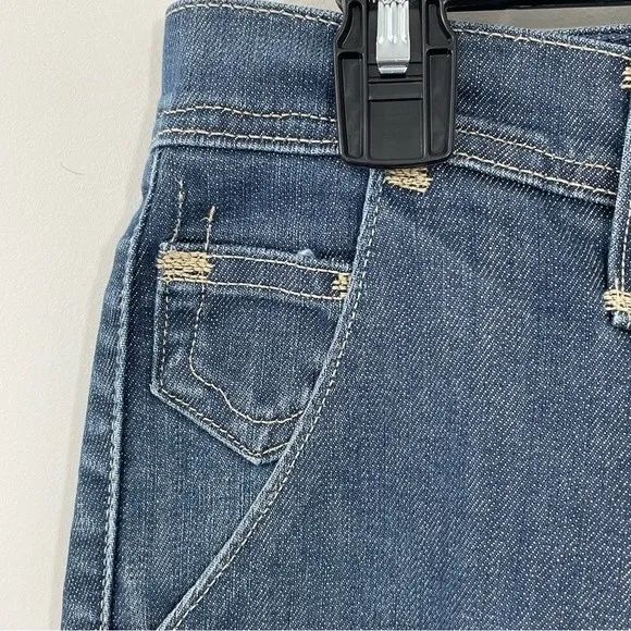 Levi’s Sun Set Gold Button Pocket Denim Capris Size‎ 8 Vintage Cuffed Jeans - Image 4