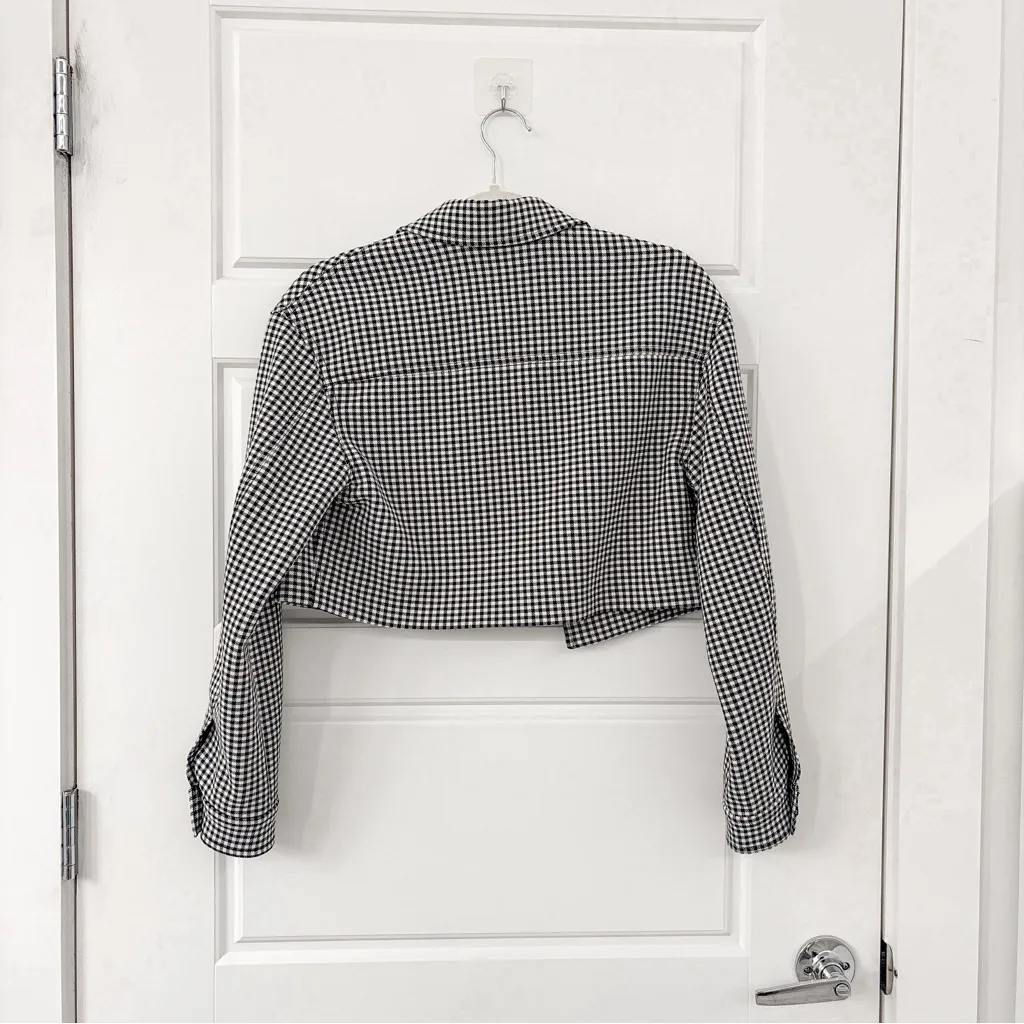 Aritzia Wilfred Set Little Cropped Gingham Jacket Shorts - Image 10