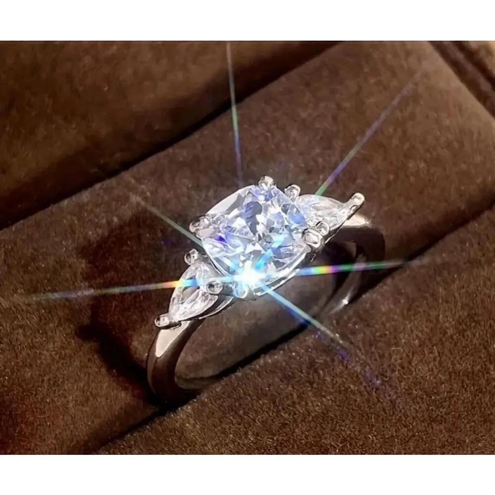 None Women's Promise/Engagement Ring size 6 - Image 3