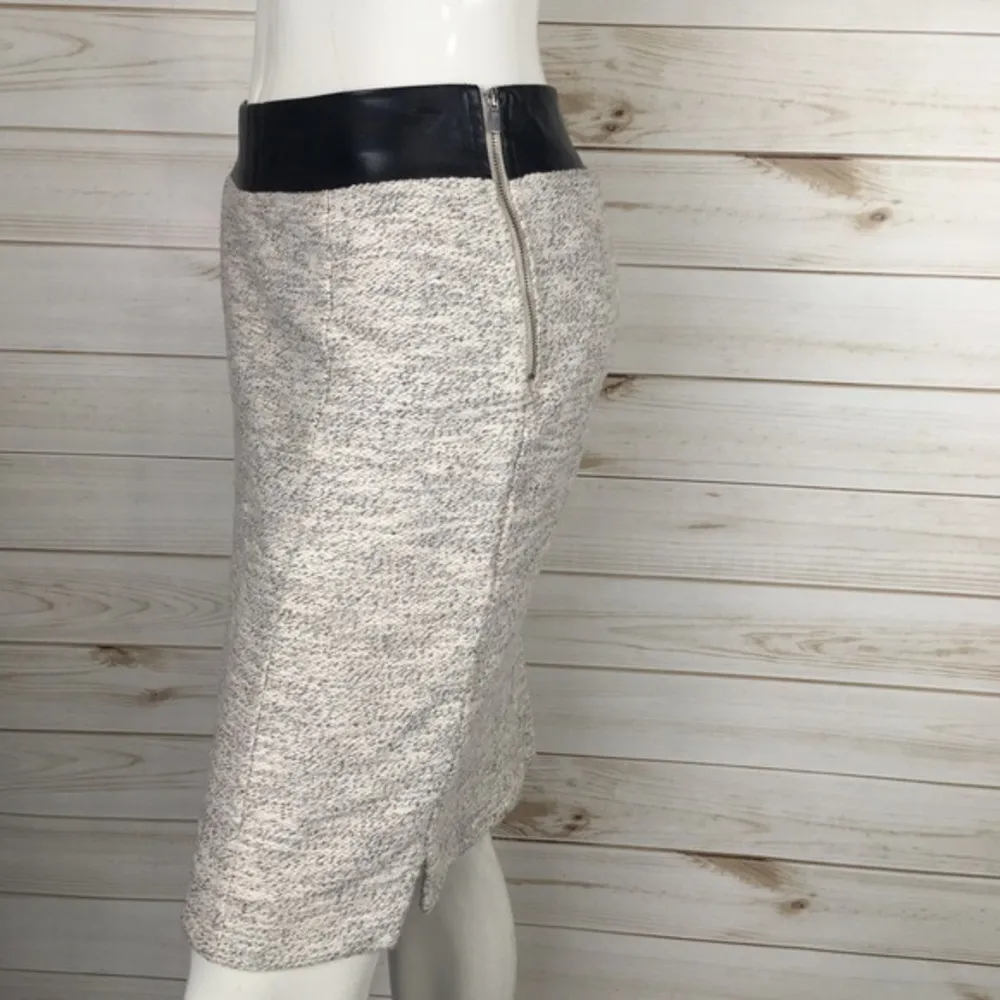 Banana Republic Tweed Skirt w Faux Leather Accents - Image 7