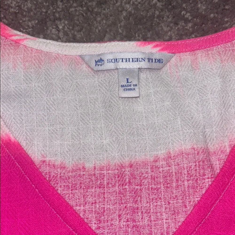 Southern Tide size large beach‎ coverup Pink and White Tie-Dye Women's - Image 2