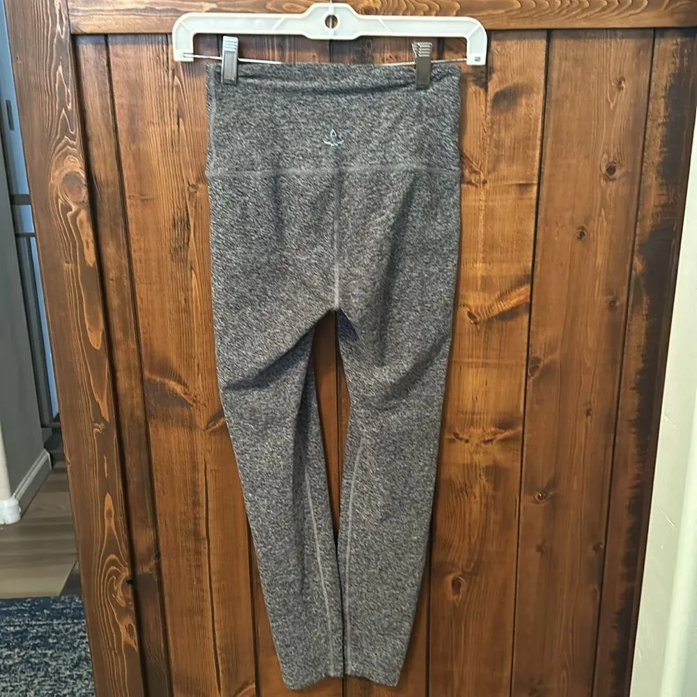 Beyond Yoga Stripe Down High Waisted MIDI Legging, Size S - Image 2