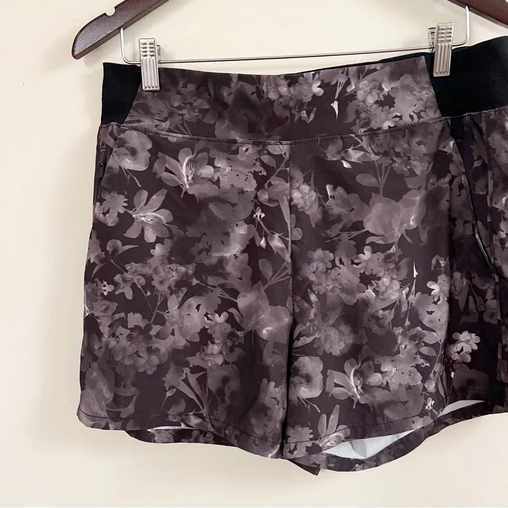 Athleta Women's Size 12 Brooklyn Printed Shorts Purple Black Floral 980415 - Image 2
