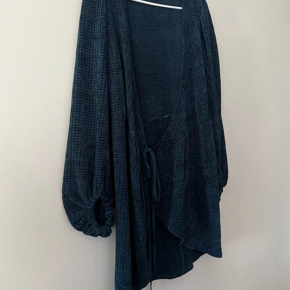 Elegant Blue waffle knit Cardigan - Image 2