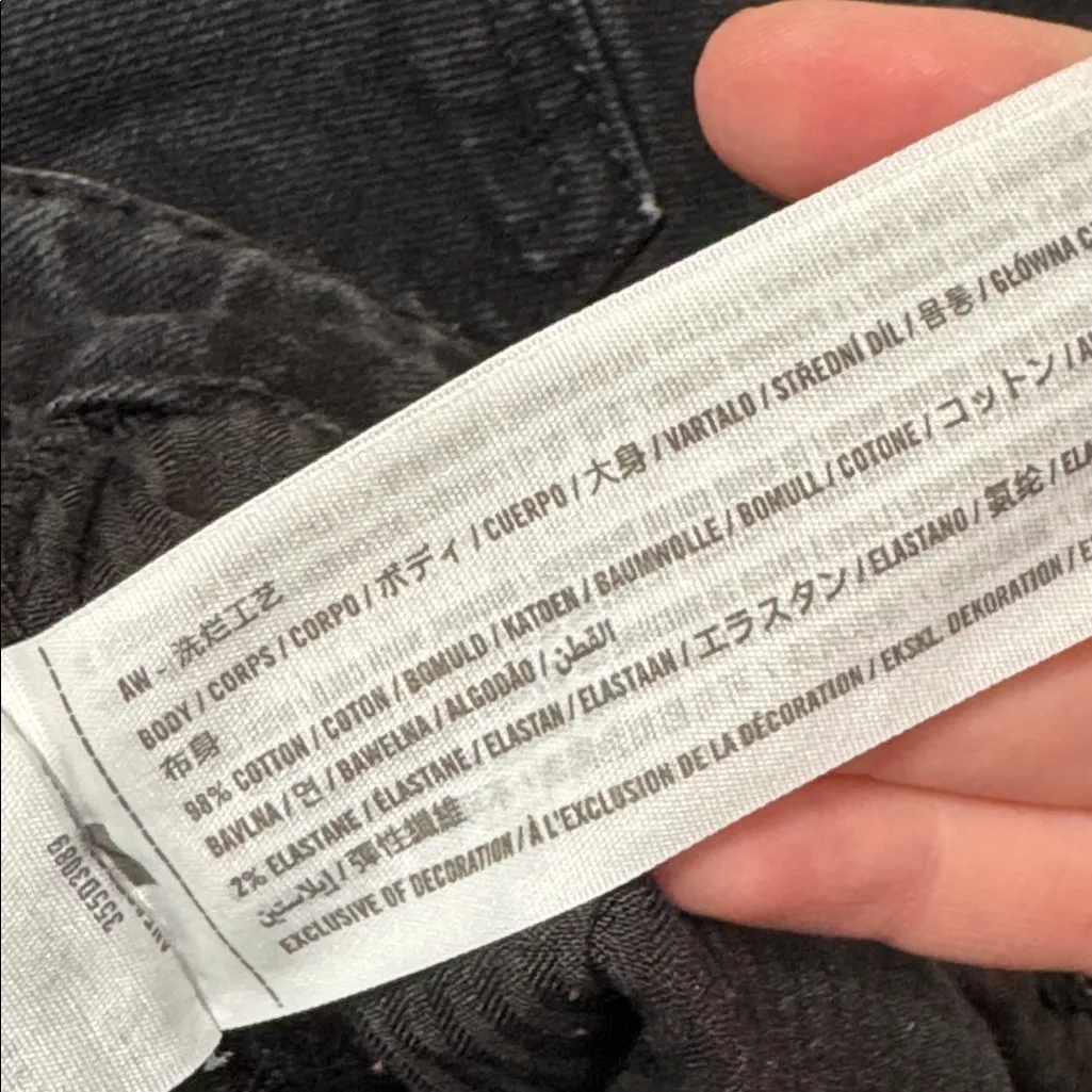 Hollister Ultra High-Rise Dad Jean Vintage Stretch in Washed Black size 26 - Image 10