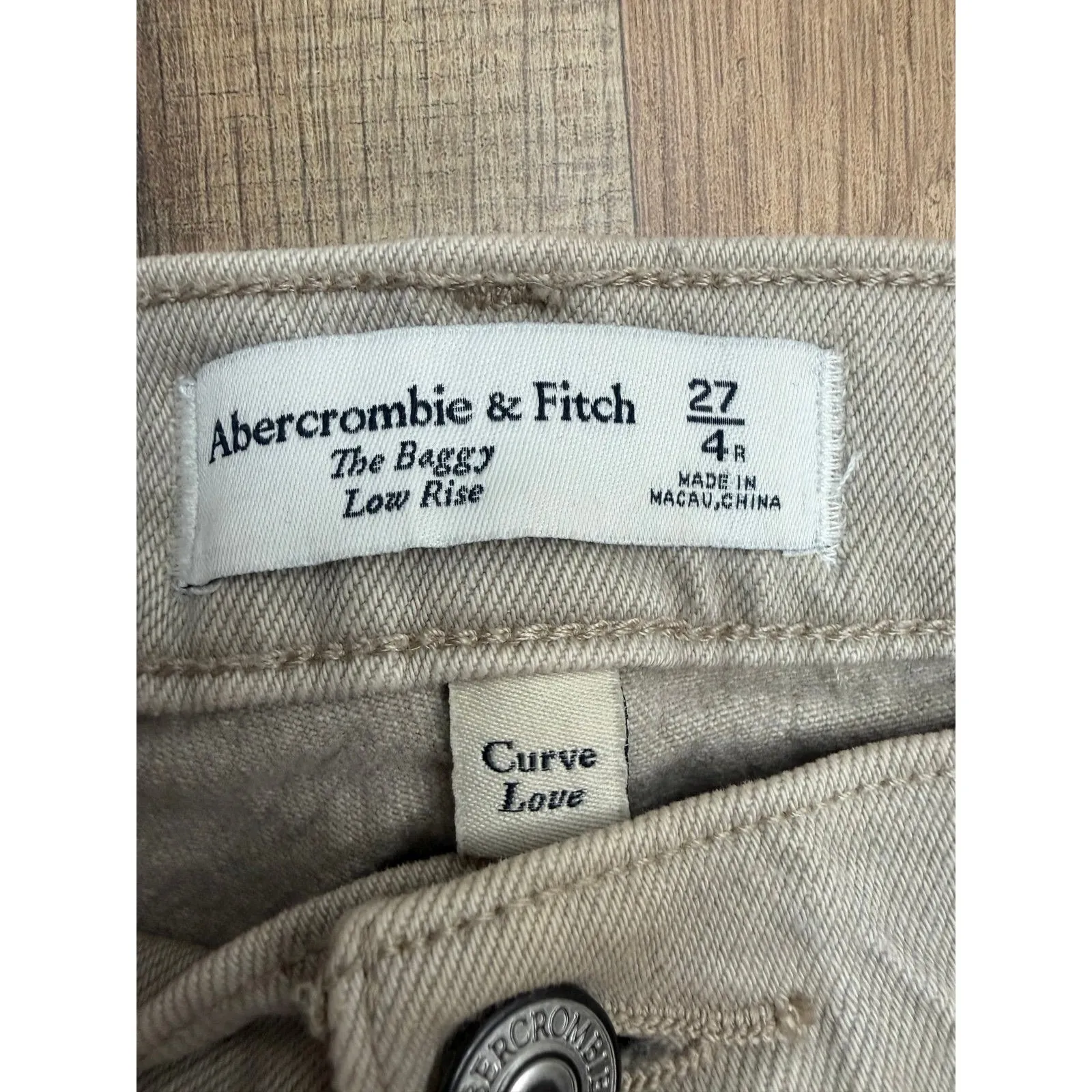 Abercrombie & Fitch The Baggy Low Rise Beige Jeans Women's 27/4R - Image 6