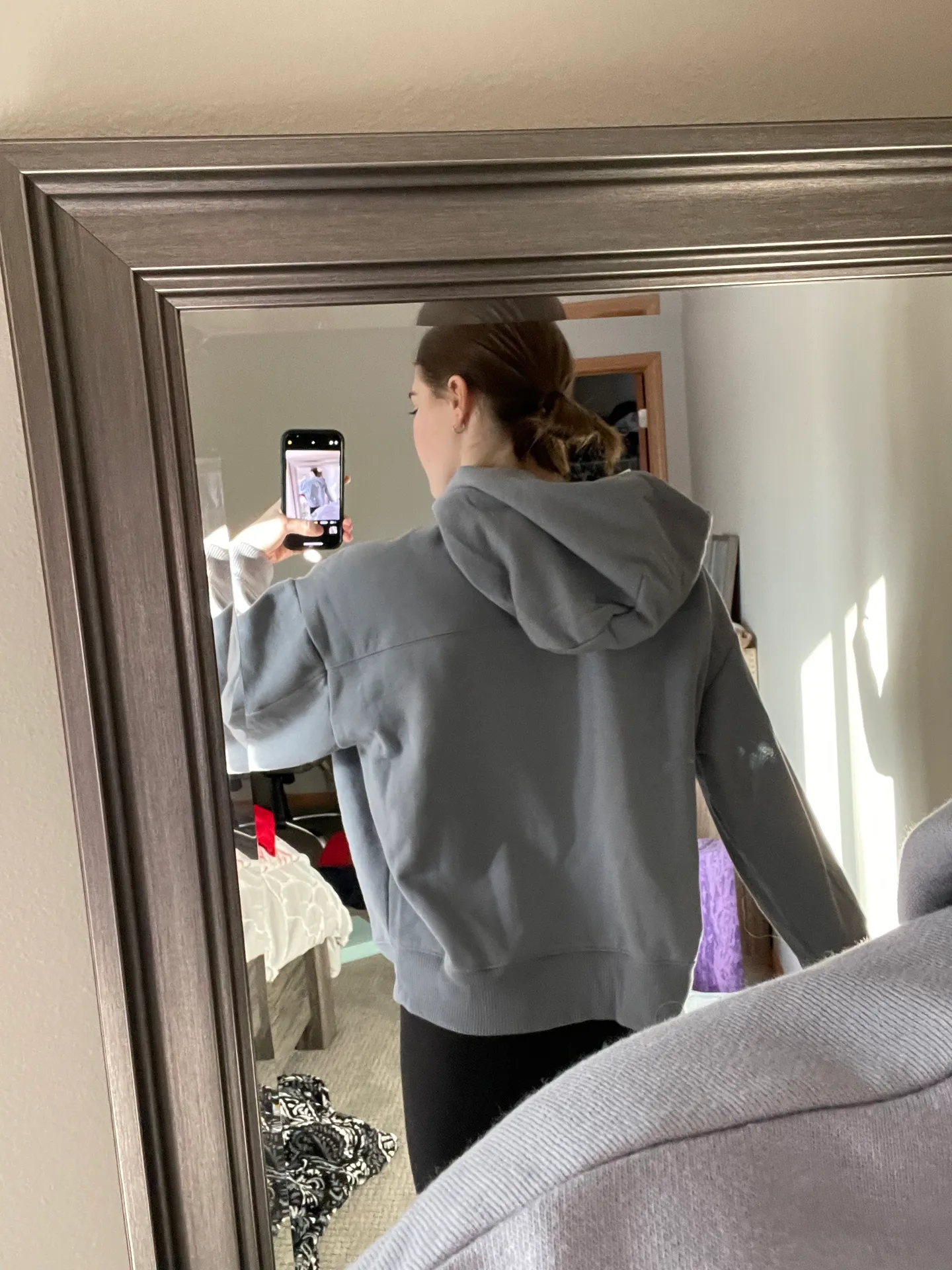 Target sweatshirt - Image 2