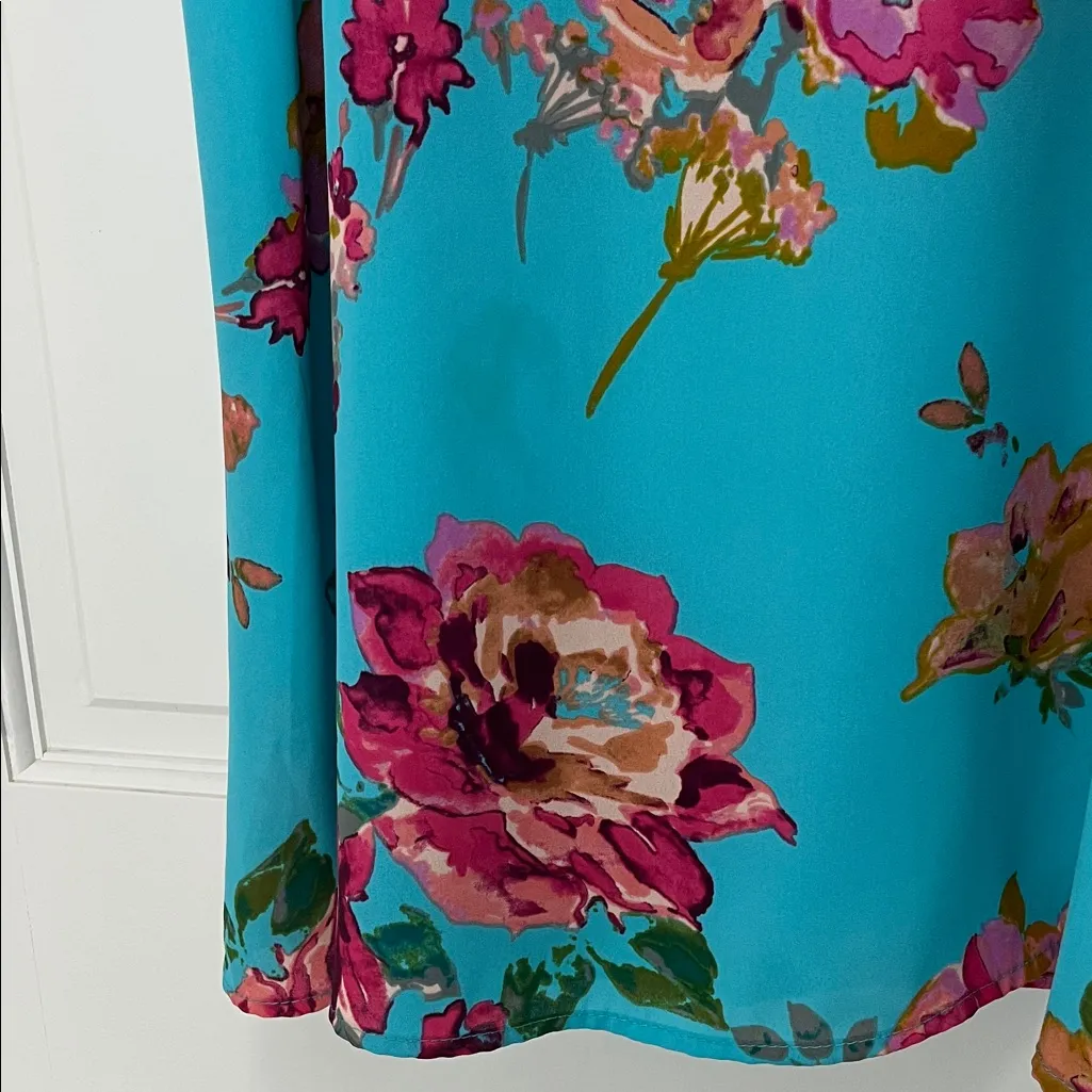 Everly Turquoise Blue and Pink Floral Sheath Sleeveless Mini Dress - Size Small - Image 2