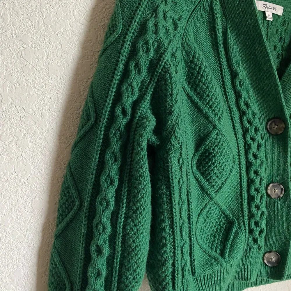 Cable Knit Wool Blend Cropped Varsity Green Cardigan XS - Image 8