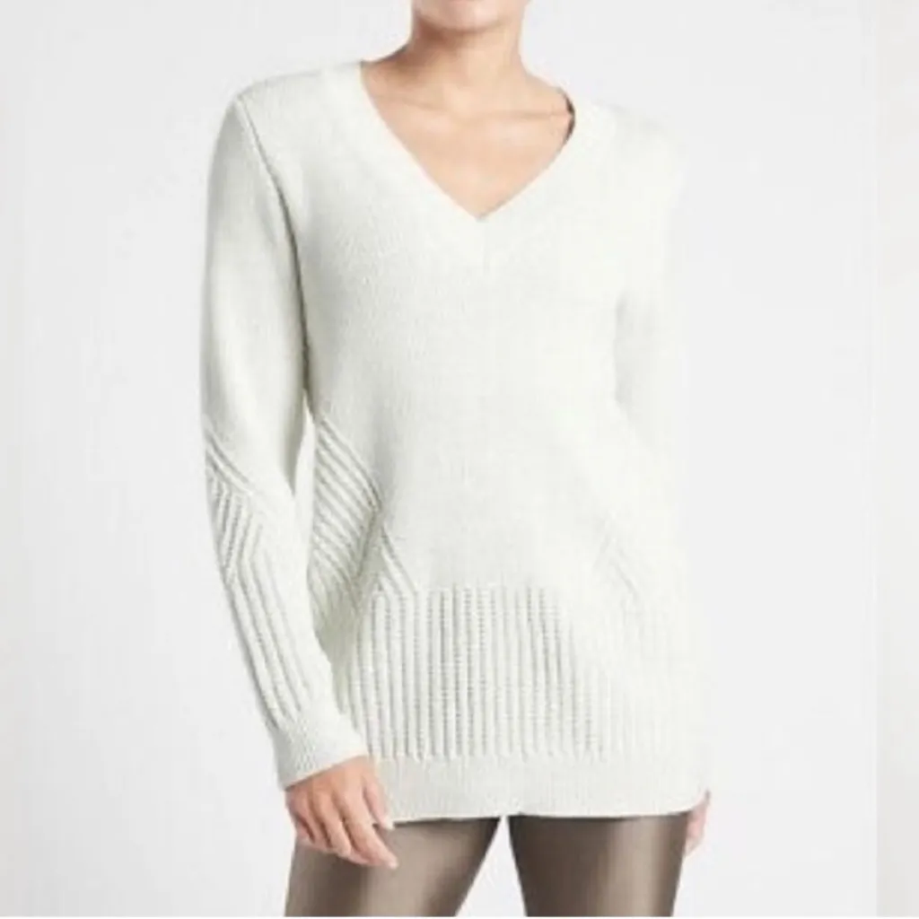 Athleta Teton Sweater medium - Image 5